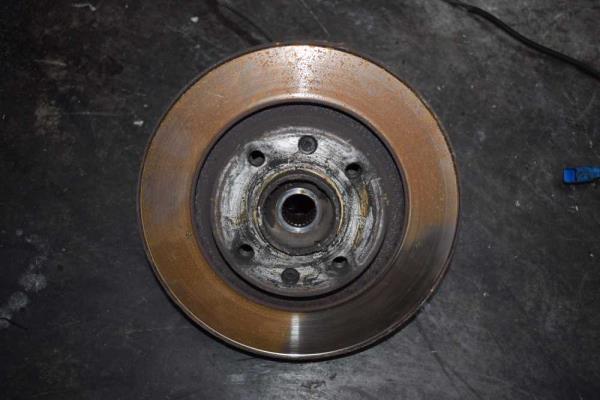 MOYEU AVANT GAUCHE PEUGEOT 208 1.6HDI - Vue 1